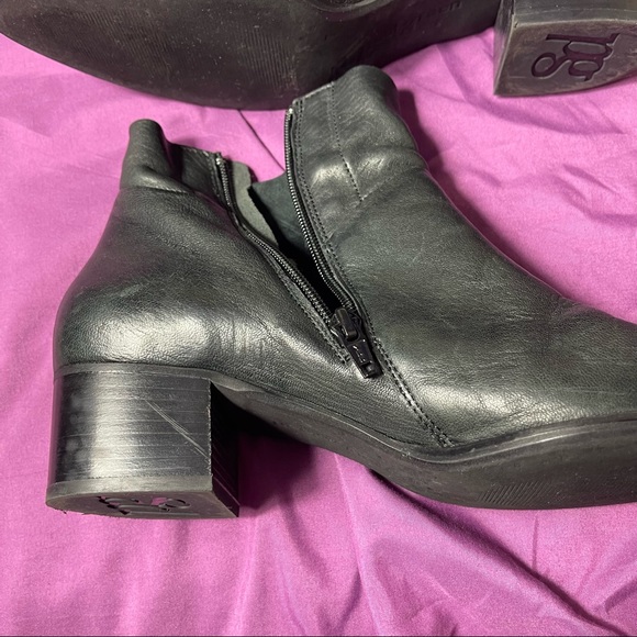 Paul Green Nelly Block Heel Booties - Picture 5 of 12